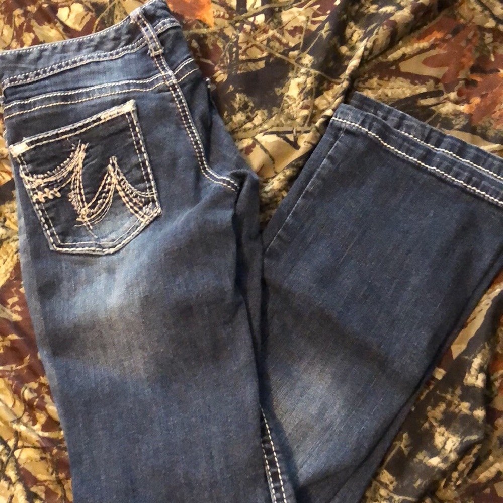 Maurices jeans
